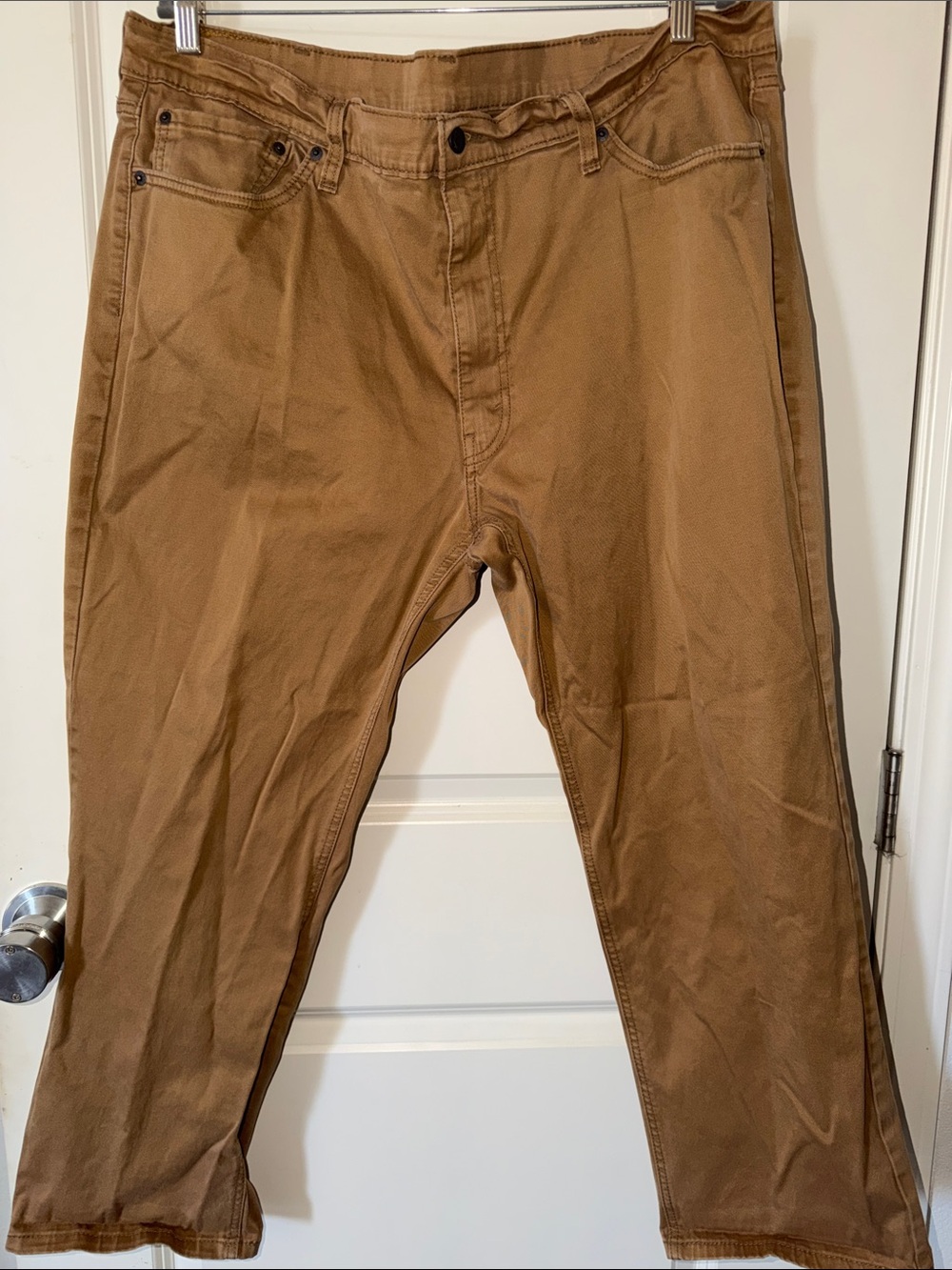 Levi's Men's Khaki Chino Pants in Camel Brown